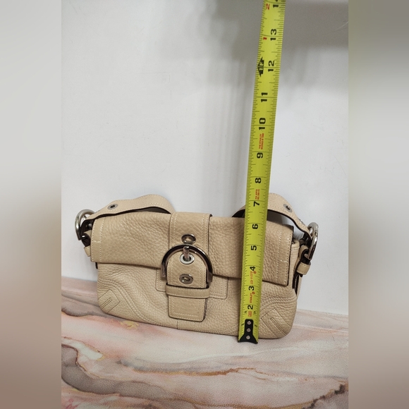 Vintage Coach 3511 Soho Leather Flap Shoulder Bag Ivory - Picture 11 of 14